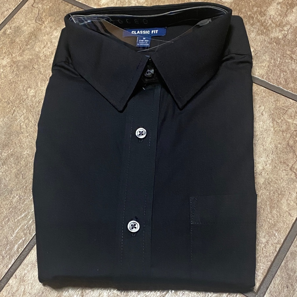 Elegant Black Men's Size Medium Long Sleeved Dress Shirt NWT Career